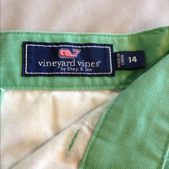 Vineyard Vines Pants - Picture 8 of 8